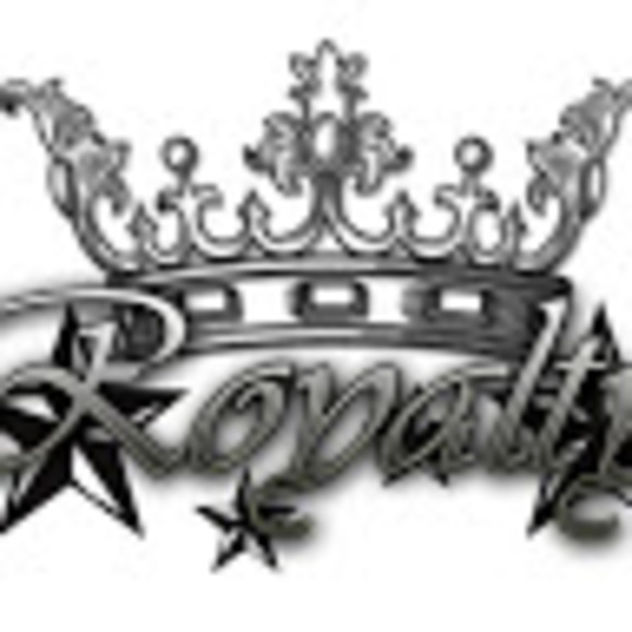 queenroyalty04